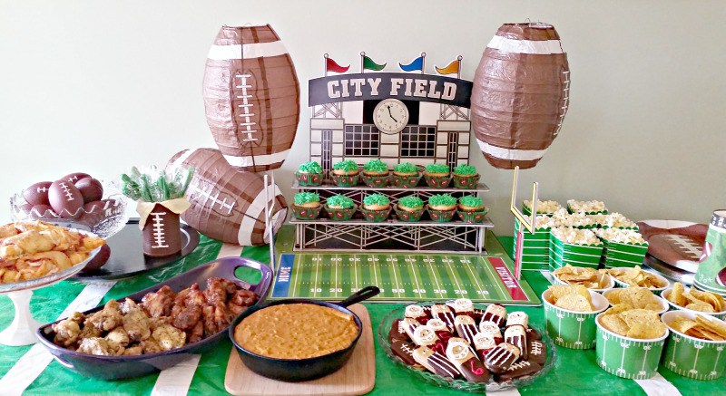 How-To-Plan-An-Easy-Football-Party.Get-all-the-details-at-intelligent-domestications.com_