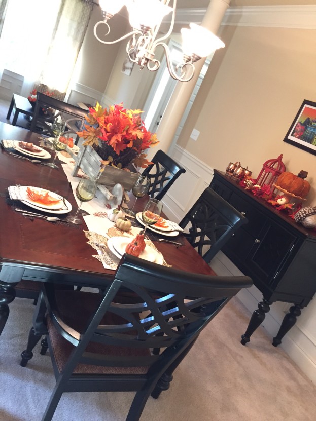 2015 Fall Home Tour - Fall Tablescape - stage-presents.com